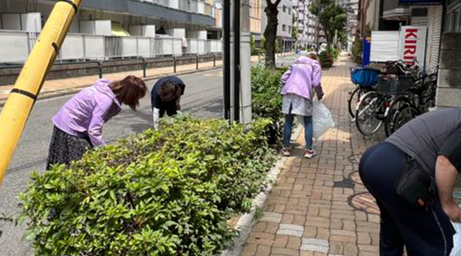 会社周りの清掃活動